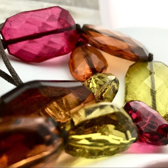 Chunky Chico’s Statement Necklace red pink irange faceted beads 4509 - Picture 3 of 5